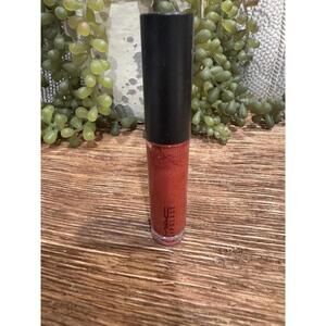 MAC lipglass - lost invite